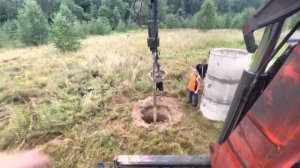 Бурение колодца. Колодец.Колодцы в Московской Области. Бурение колодца машиной в Московской Области