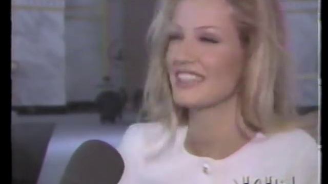 Karen Mulder - interview 1993 смотреть онлайн