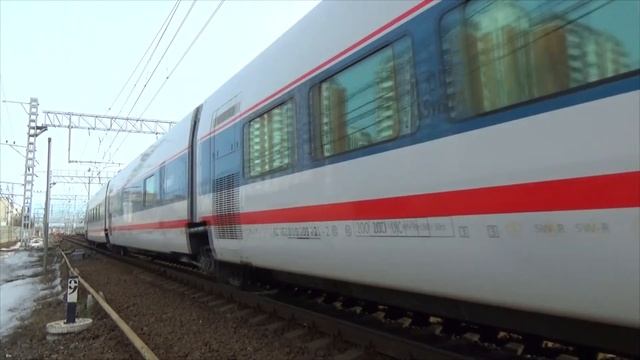 Электровоз ЭП20-016 со скорым поездом "Стриж" №713 "Самара - Санкт Петербург" смотреть онлайн