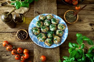 ВКУСНЕЕ ПОКА ЕЩЁ НЕ ПРИДУМАЛИ! ЗАПЕЧЕННЫЕ ГРИБОЧКИ С МЯСОМ И СЫРОМ В ДУХОВКЕ