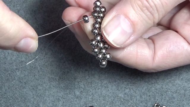 Tutorial: Beaded Leaf как сделать лист из бисера. смотреть онлайн