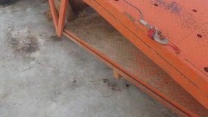 Мистика! ГАЗ 3309 стоит на одном колесе))))