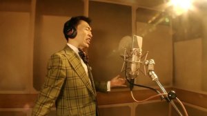 Roberto Sugiura canta "La Última Curda"(Tango) en Japón.2020ロベルト・杉浦(歌）”最後の酔い”