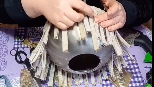 Не выбрасывайте старые Чайники / Ваза из Старого Чайника/ Красота из Мусора/ Мусор в Дело!!.????? смотреть онлайн