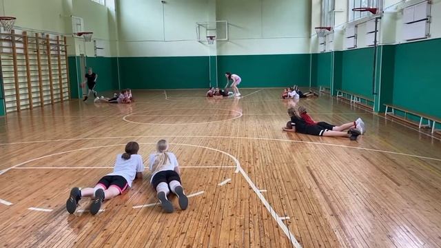 Подвижные игры для юных баскетболистов смотреть онлайн