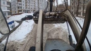 И снова улица Строителей. Пускаем первые ручьи в этом году.