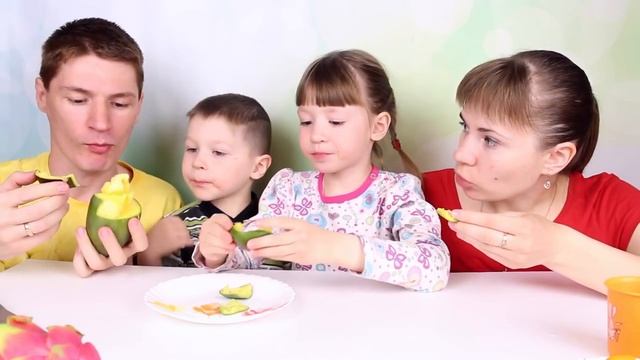 ПРОБУЕМ ЭКЗОТИЧЕСКИЕ ФРУКТЫ, КОТОРЫХ НИКОГДА НЕ ЕЛИ! ПИТАХАЙЯ, КУМКВАТ, АВОКАДО, МАНГО