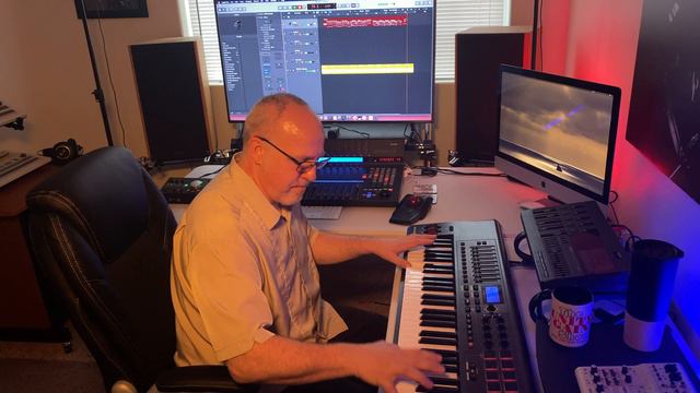 Hope In A Different Time: Anthemic New Song Idea! смотреть онлайн