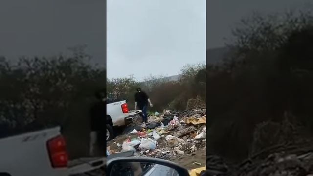 Мексика люди выкидывают труп из машины смотреть онлайн