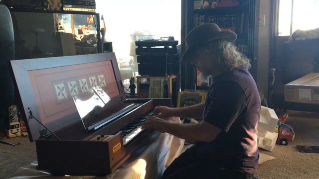 Playing The Celeste Voice On A Roland C-30 Harpsichord смотреть онлайн