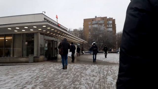 Площадь Гагарина - Ленинский Проспект метро