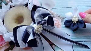 Резинка на пучок ( гульку ) сине-белая с цветами и съёмным бантом. Обзор