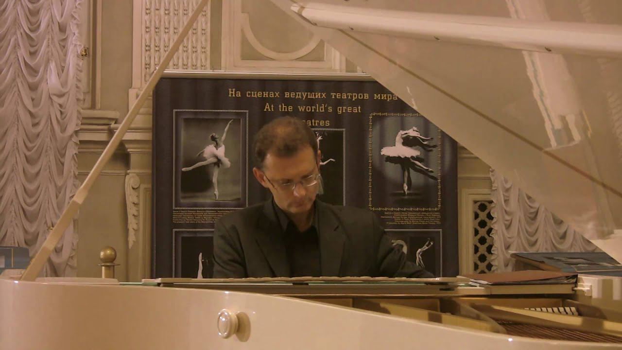 M. Zhayvoronok Rahmaninov Prelude cis-moll смотреть онлайн