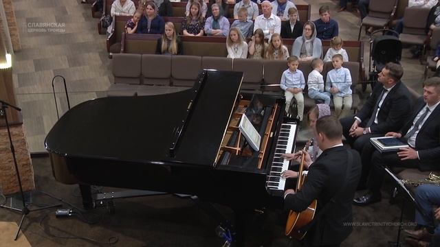 "Аллилуйя, аллилуйя наш Христос" - Группoвое пение смотреть онлайн