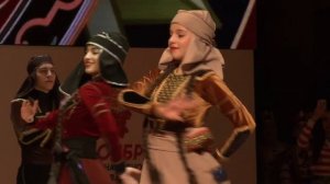 Презентация нового танца «Ачарули» на День народного единства ??✨#ачарули #грузия  #აჭარული