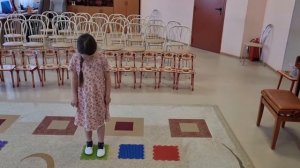 Логоритмика с дефектологом. Игра с массажными ковриками