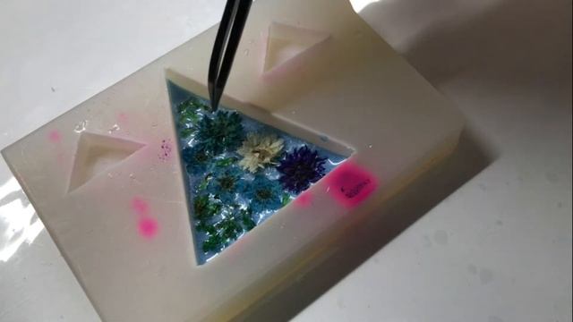 Цветочная композиция в брелоке (брелке) из эпоксидки своими руками смотреть онлайн