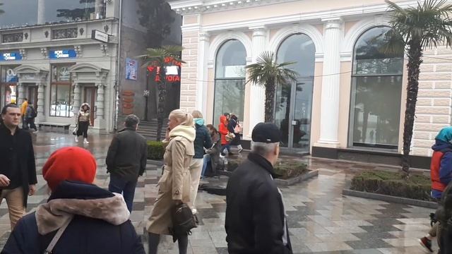 Крым Весна в Ялте.Цветущая МАГНОЛИЯ,Розовый МИНДАЛЬ.Весеняя Прогулка.Набережная.Ялта2021