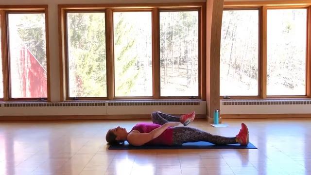 Woodstock Athletic Club ~ Dynamic Warm Up & Stretching with Carly смотреть онлайн