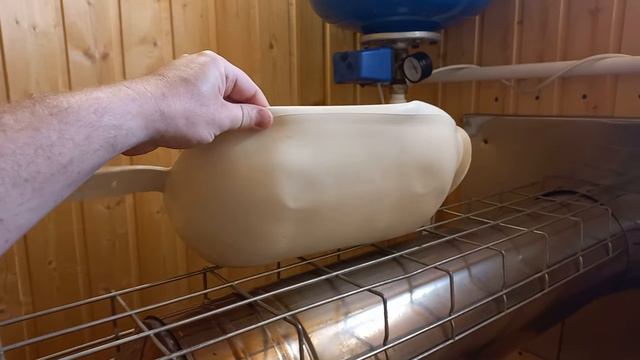Решил проблему с вонючей водой. Замена мембраны гидроаккумулятора