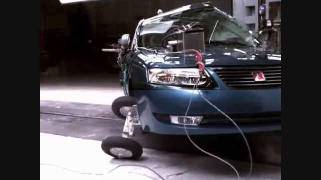 Crash Test 2005 Saturn Ion (Pole Test) NHTSA смотреть онлайн