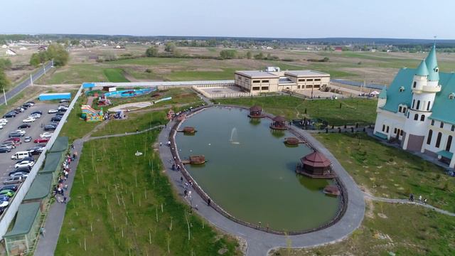 Зоопарк "12 месяцев" с высоты смотреть онлайн