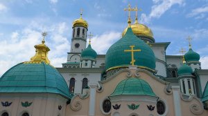 Подземный храм Равноапостольных Константина и Елены. Монастырь Новый Иерусалим.   Погода. 10.08.21