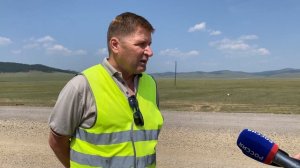 Продолжаются работы по ремонту дороги Улан-Удэ-Романовка-Чита в Хоринском районе Бурятии