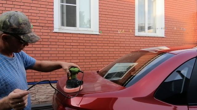 Как я полирую машину с помощью полировальной машинки..