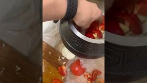 ОЛЕНИНА С ОВОЩАМИ В АФГАНСКОМ КАЗАНЕ