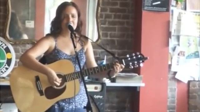 Unravel Cover - Bjork смотреть онлайн