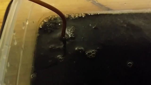 Чистка монет с помощью электролиза. смотреть онлайн