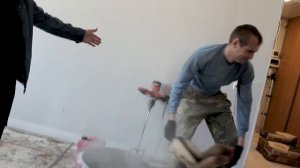 Стяжка пола по маякам. Выравнивание полов. Стяжка пола с керамзитом. Заливка пола. Стяжка в квартир