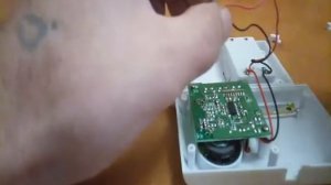 Как из безпроводного дверног звонка 3вольта сделать проводной!!!