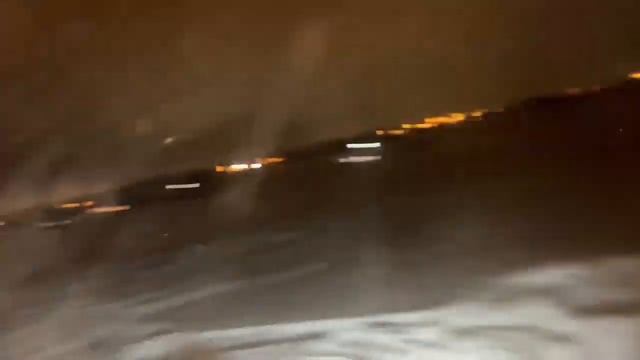 КУЕРТОВА ЧУТЬ не СНЕСЛО БАНАНОМ | ХАЗЯЕВА КАТАЮТСЯ на СНЕГОХОДАХ смотреть онлайн