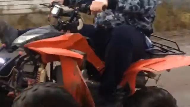 VLOG1 я на квадрике смотреть онлайн