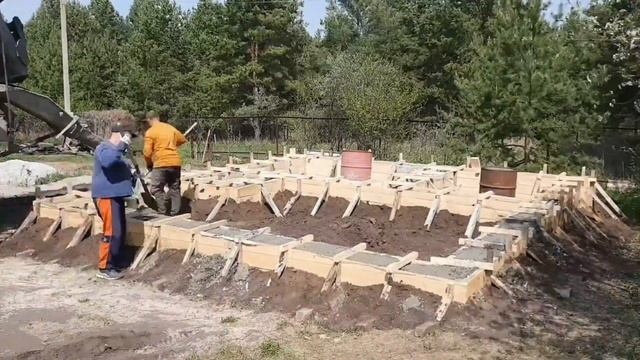 #строимдом#строимбаню Фундамент. Заливка. Строим баню своими руками. Часть 4