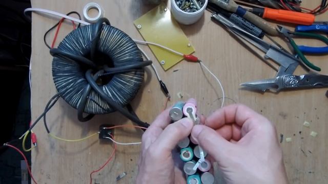 Автономный ЛБП 50В/5А на DPS5005 (часть 1я) смотреть онлайн