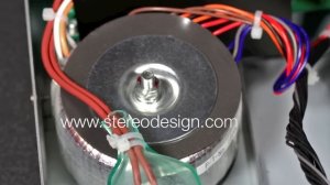 Stereo Design Rotel RCD-1570 Compact Disc Player in HD