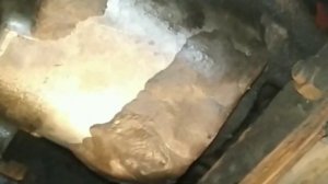 Холодная сварка. Замазываю трещину КПП