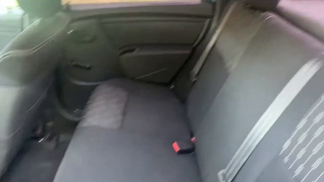 Экспресс обзор Renault Logan, 2013 103 000 км, 1.6, MT (84 л.с.), седан, передний, бензин