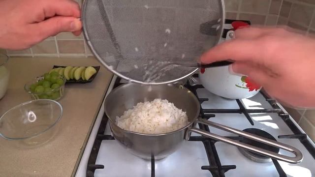 Как приготовить рисовую кашу на молоке для детей. Правильное количество молока. смотреть онлайн