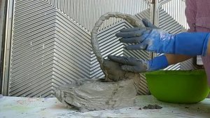 Лебедь своими руками/ DIY Swan / Садовые фигуры для сада/ Лебедь из цемента/ вазон для цветов лебед