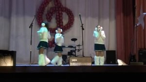 Ах , мамочка на саночках..