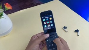 Nokia 2660 Flip Unboxing and Review | Flip Phone with Dual Screen