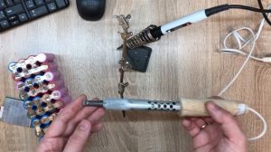 собрал СНЕГОКАТ с моторколесом от гироскутера для ребенка. Электроснегокат своими руками