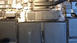 MacBook Air 11” Mid 2013 A1465 не загружается