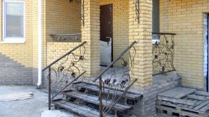 Металлические ступеньки для крыльца, конструкция под заливку бетоном