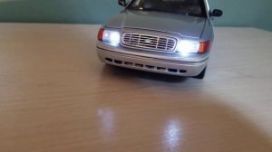 1/18 Scale Crown Victoria Police Special Services