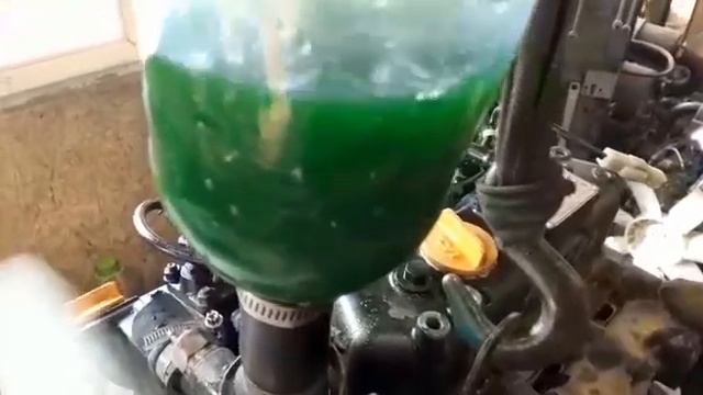 Запуск дизельного двигателя Yanmar 3TNE74 со спецтехники смотреть онлайн